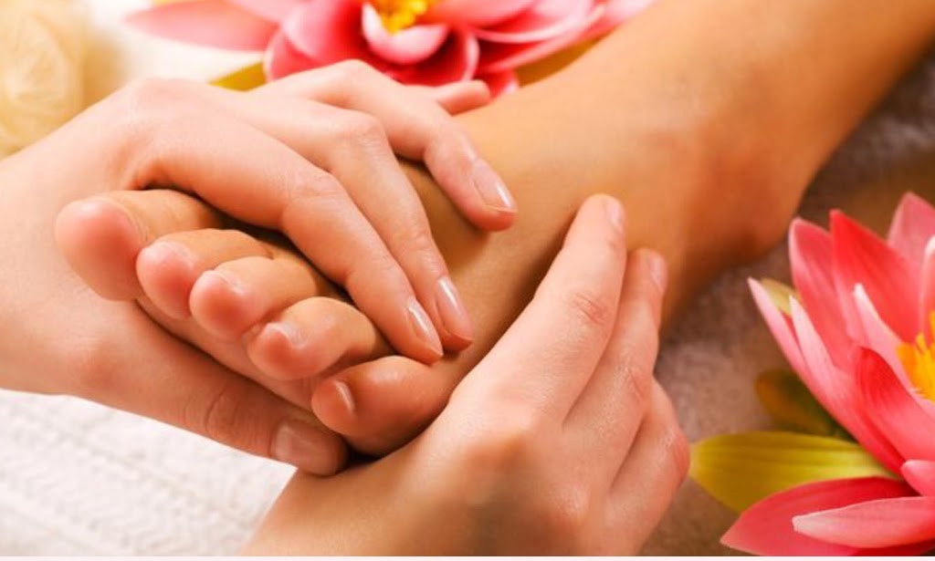 Essence Spa | 231 Melrose Ave, Kitchener, ON N2H 2B9, Canada | Phone: (519) 593-2424