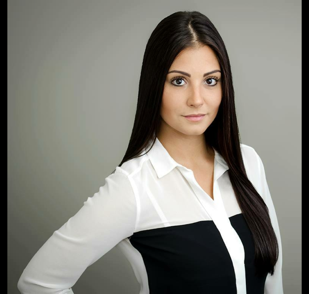 Nuvola Capitanio Realtor | 19925 Willowbrook Dr #110, Langley City, BC V2Y 1A7, Canada | Phone: (604) 721-5805