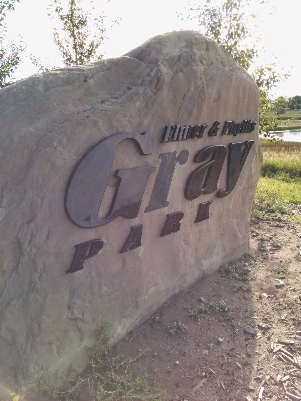 Elmer & Phyllis Gray Park | 51°0302. 113°2359., 5 7 Ave SE, Calgary, AB T2A 5E4, Canada
