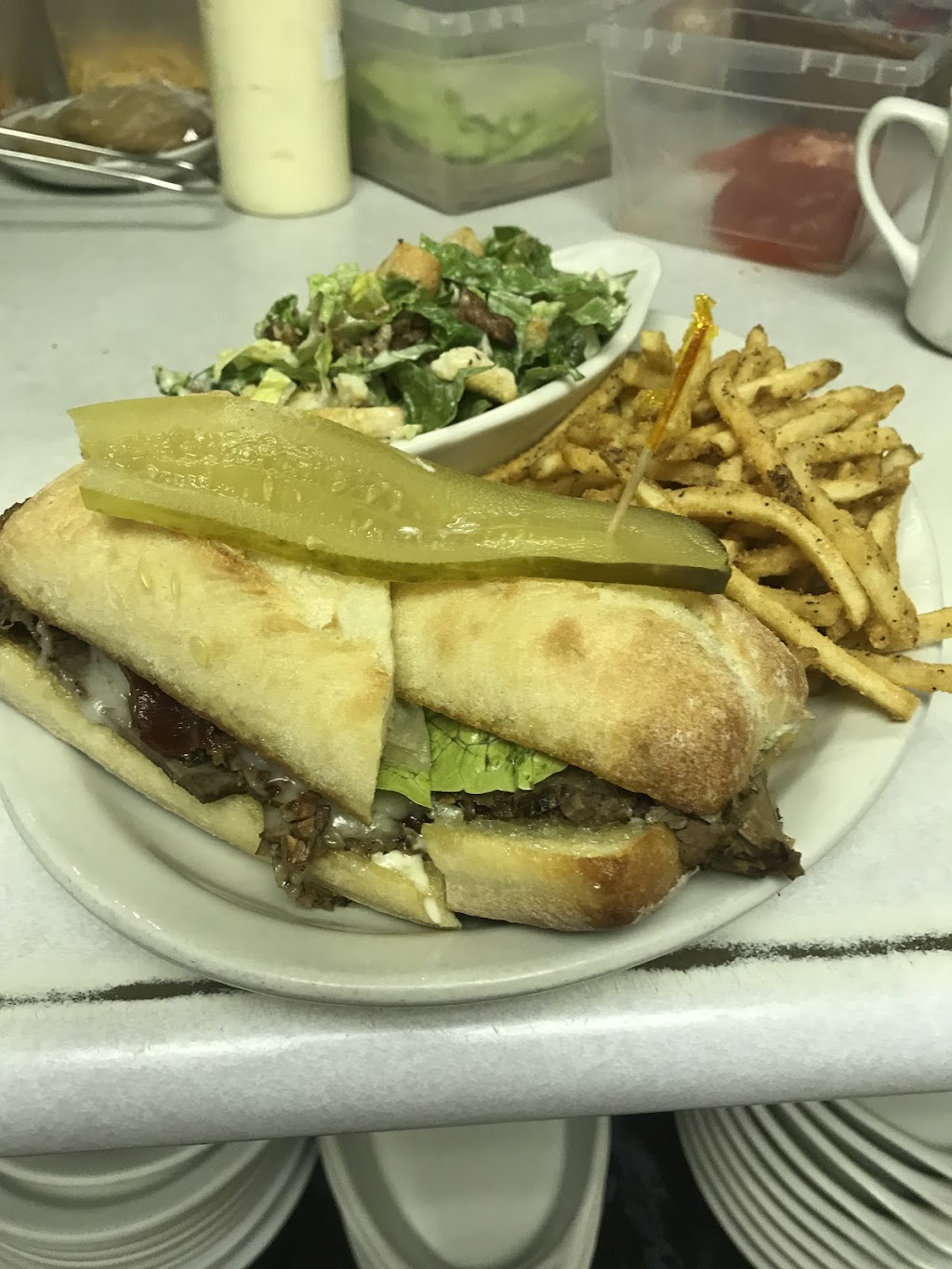 Austin Cafe and Grill | Manitoba Ave, Austin, MB R0H 0C0, Canada | Phone: (204) 637-3330