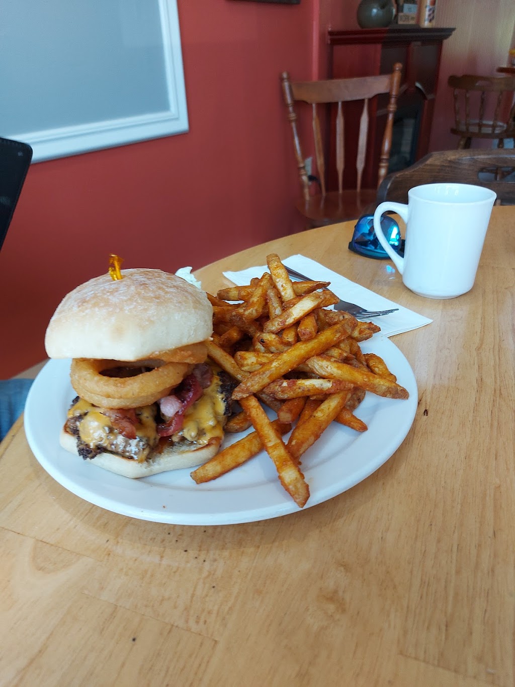 Myrtle & Rosies Café | 1880 Clementsvale Rd, Bear River, NS B0S 1B0, Canada | Phone: (902) 467-0176