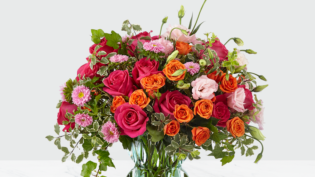 Flower Delivery Kamloops | 1478 Emerald Dr, Kamloops, BC V2E 2E3, Canada | Phone: (778) 694-7437