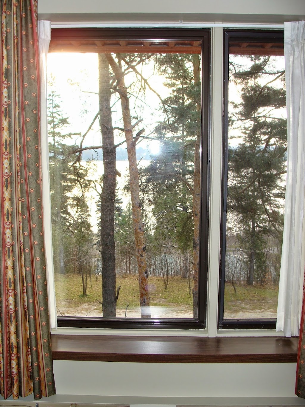 Villa Retirement Lodge | Left Side Entrance, 689 Yonge St, Midland, ON L4R 2E1, Canada | Phone: (705) 526-4238 ext. 218