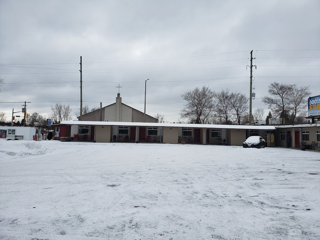 Barrie Motel | 120 Donald St, Barrie, ON L4N 5G7, Canada | Phone: (705) 726-0208