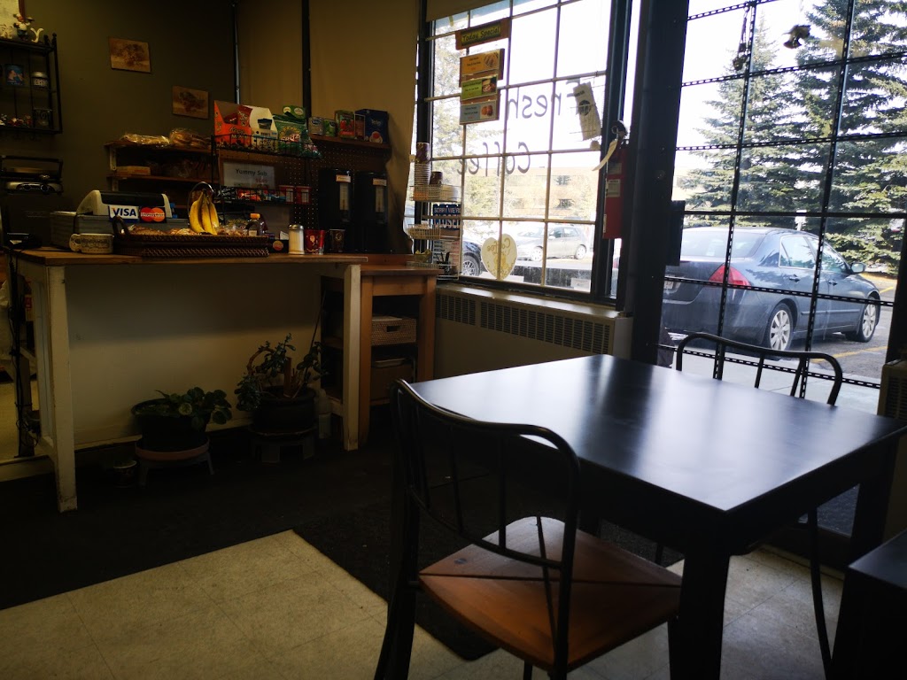 Yummy Cafe | 2725 12 St NE, Calgary, AB T2E 7J2, Canada | Phone: (403) 291-3696