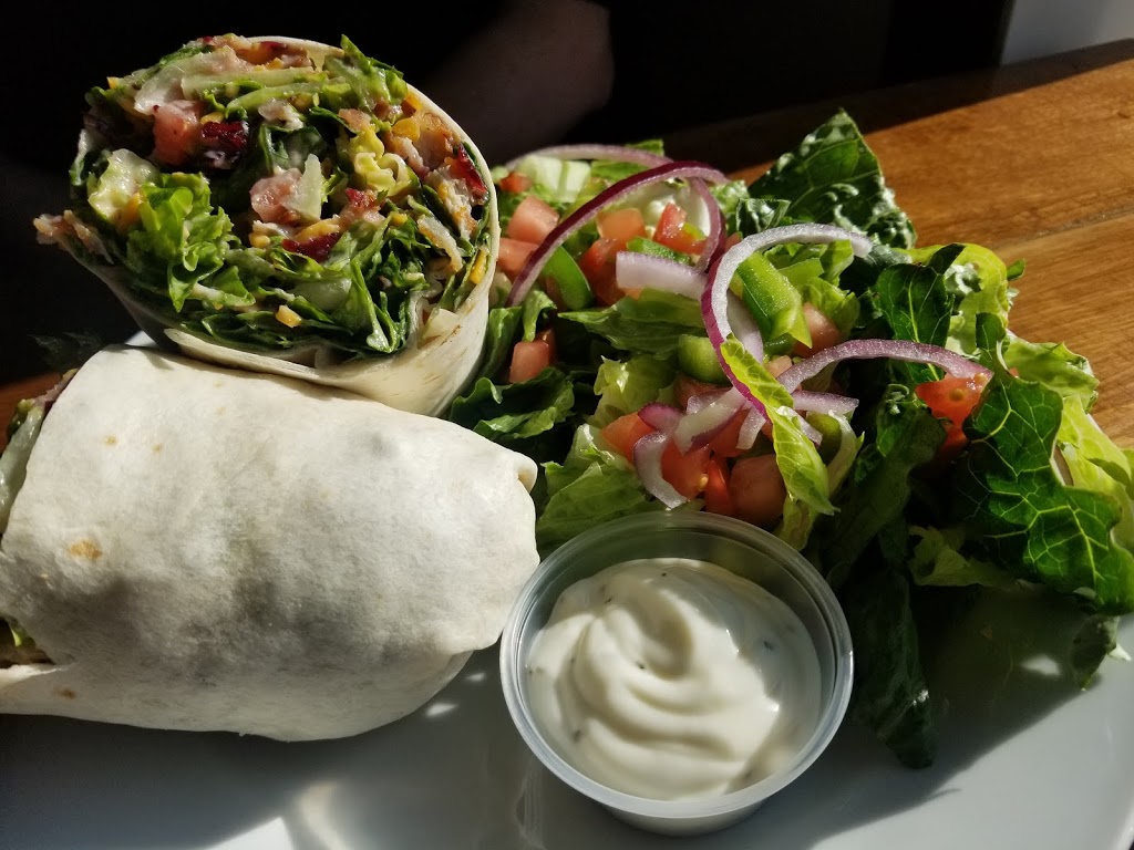 Cravings Restaurant | 266 4 St E, Stonewall, MB R0C 2Z0, Canada | Phone: (204) 467-9078