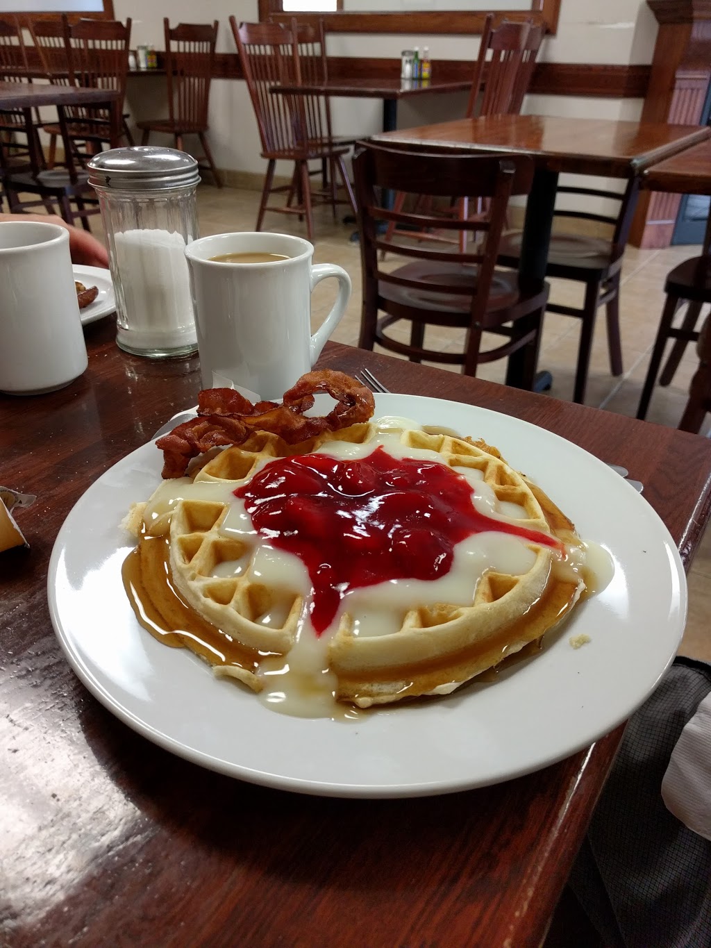 Family Kitchen | 73 Erie St S, Leamington, ON N8H 3B2, Canada | Phone: (519) 324-0660