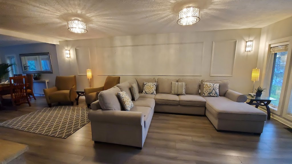 House For Rent Ottawa | 18 Chippewa Ave, Nepean, ON K2G 1X7, Canada | Phone: (613) 620-3771