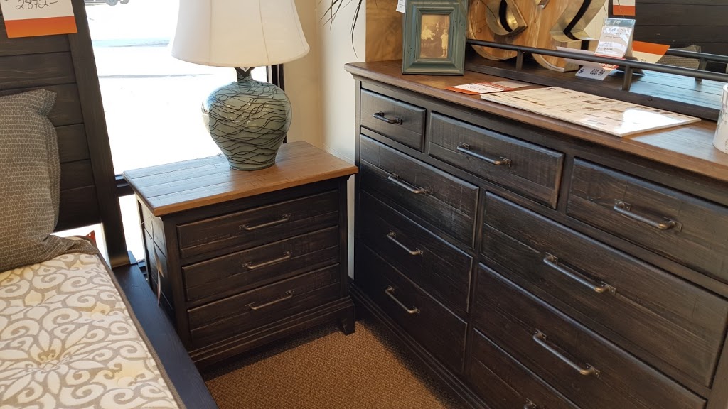 La-Z-Boy Furniture Galleries | 1425 Ellice Ave, Winnipeg, MB R3G 0G3, Canada | Phone: (204) 783-8500