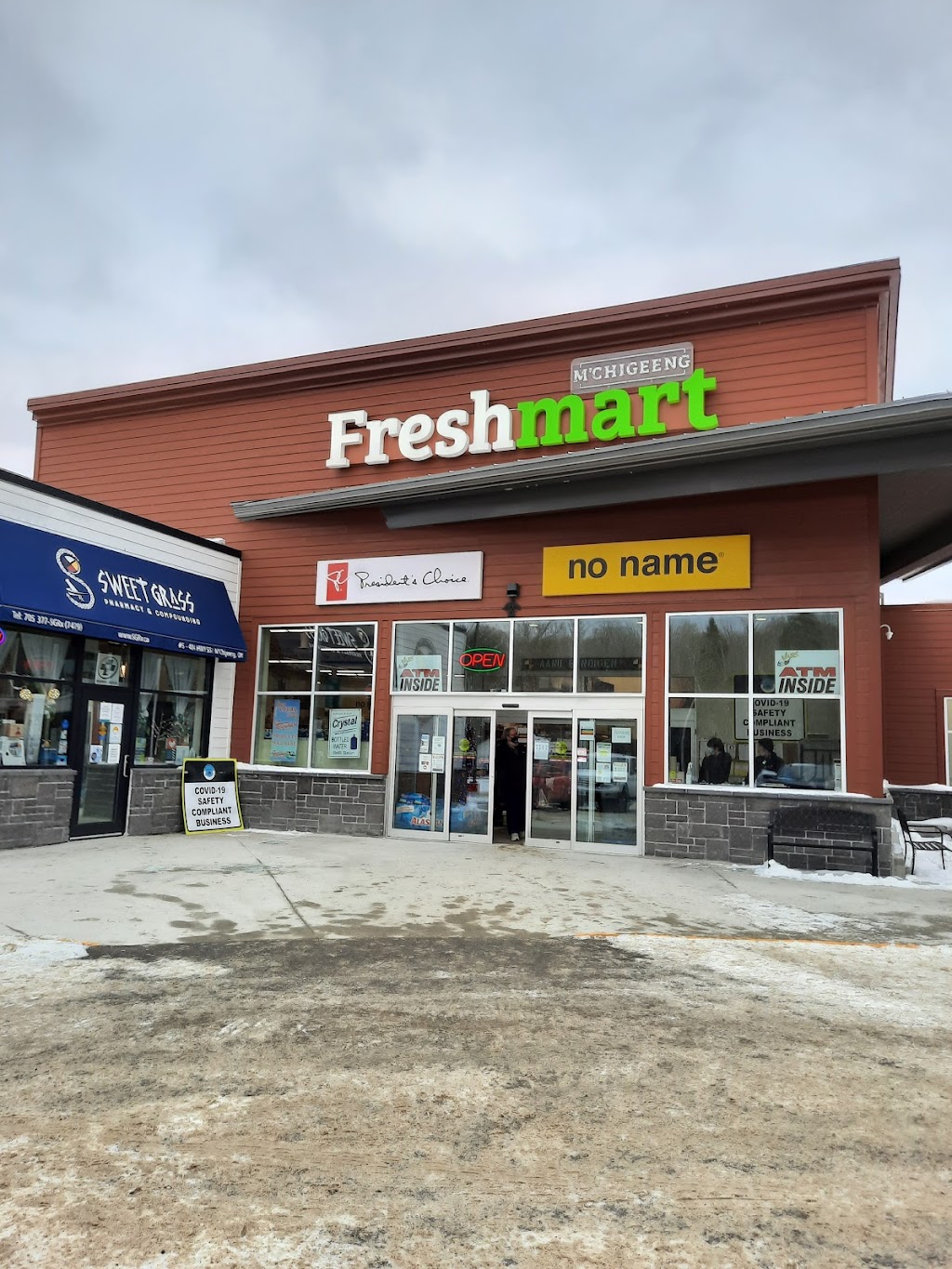 MChigeeng Freshmart | store | 404 ON-551, MChigeeng, ON P0P 1G0, Canada | 7053774345 OR +1 705-377-4345