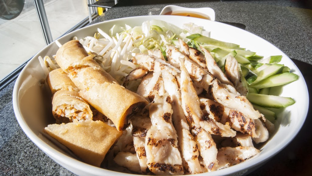 Vietnamese Garden | 9-88 Howarth St, Red Deer, AB T4N 6V9, Canada | Phone: (587) 273-1388
