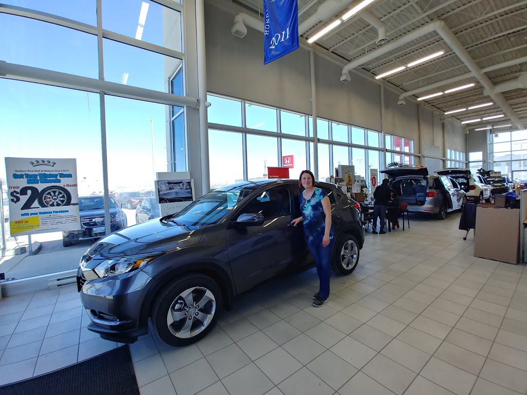 CROWN Auto Group | 900-1717 Waverley St, Winnipeg, MB R3T 6A9, Canada | Phone: (204) 275-4400