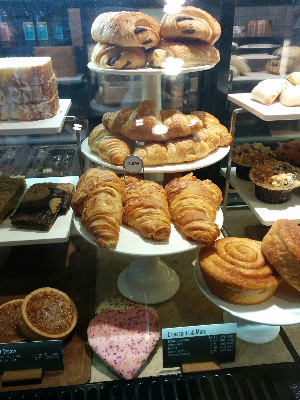 Starbucks | 2880 Major Mackenzie Dr E #3, Markham, ON L6C 0G6, Canada | Phone: (905) 887-5902