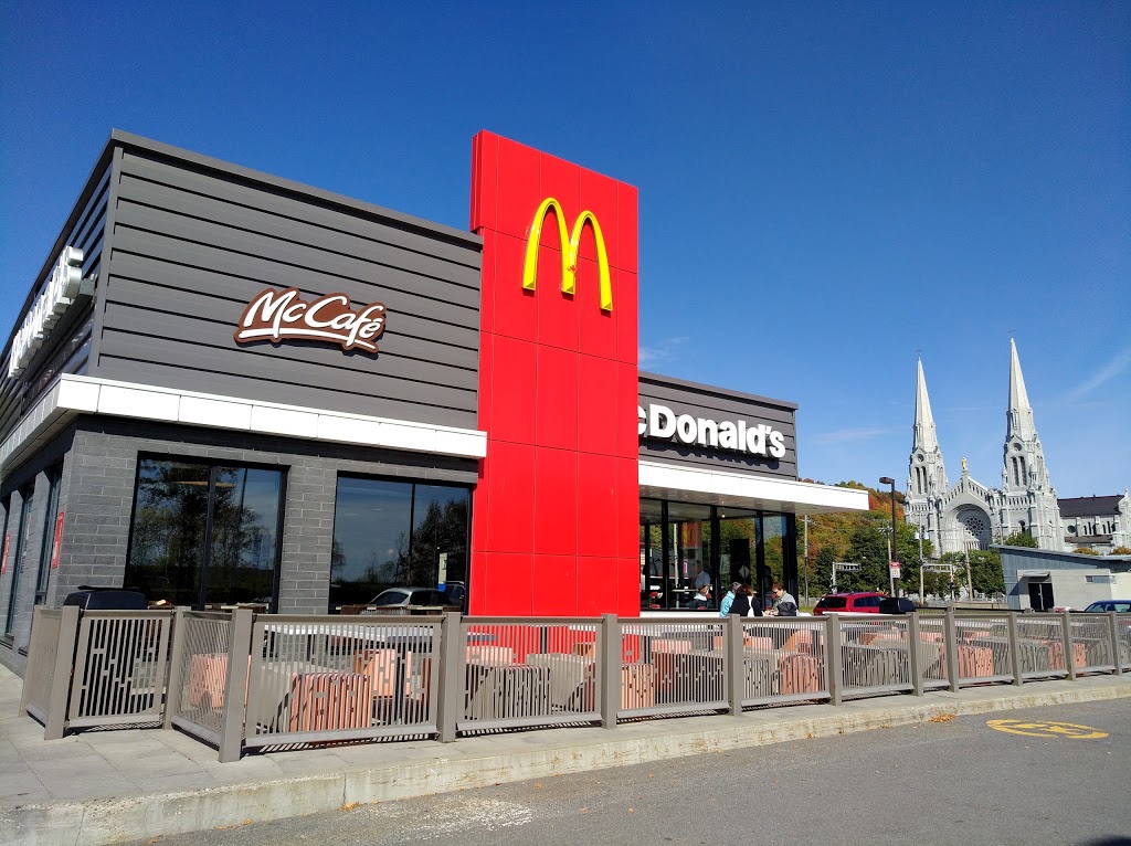 McDonalds | 9781 Boulevard Sainte-Anne, Sainte-Anne-de-Beaupré, QC G0A 3C0, Canada | Phone: (418) 827-8312