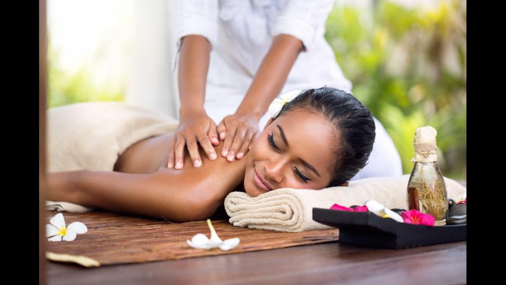 S7 Spa & Therapeutic Massage | 10718 95 St Suite 201, Edmonton, AB T5H 2C7, Canada | Phone: (780) 540-2100