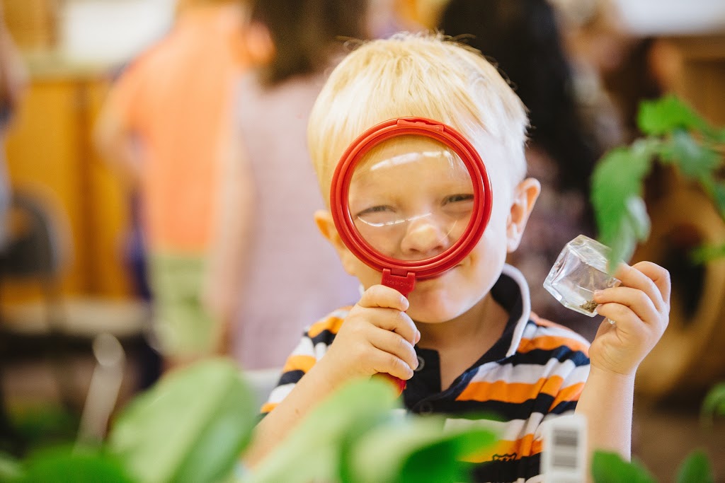 Maple Ridge Christian School | 12140 204b St, Maple Ridge, BC V2X 2Z5, Canada | Phone: (604) 465-4442