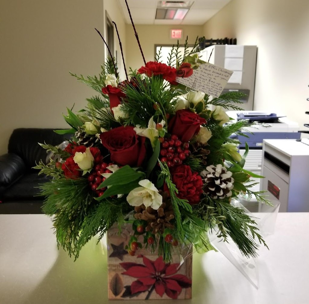 DMP Flowers and Gifts | 1003 Brock St S, Whitby, ON L1N 4L7, Canada | Phone: (905) 666-8173