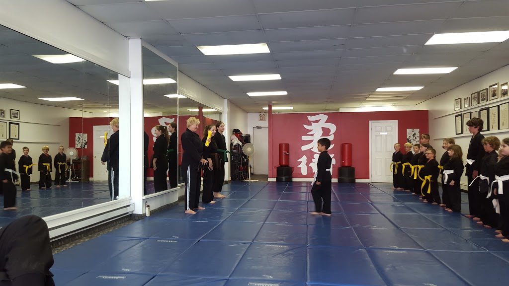 Acton Jiu-Jitsu | 5 Mill St E, Acton, ON L7J 1G8, Canada | Phone: (519) 853-2424