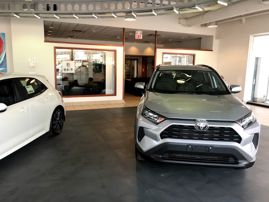 Erin Park Toyota | 2411 Motorway Blvd, Mississauga, ON L5L 3R2, Canada | Phone: (905) 828-7711