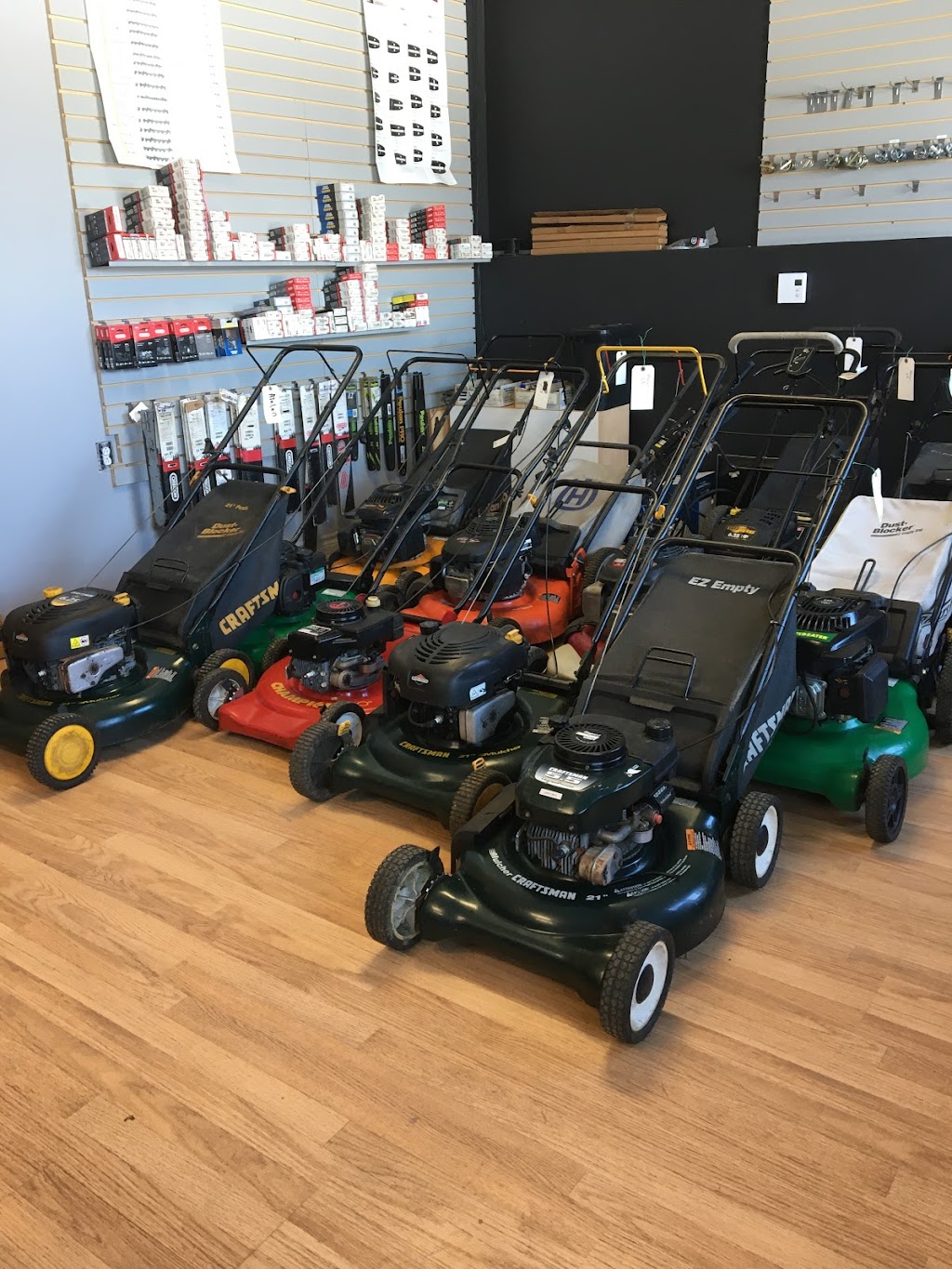 Atelier Petits Moteurs SR | 156 QC-117 Local B, Sainte-Anne-des-Lacs, QC J0R 1B0, Canada | Phone: (450) 227-2177