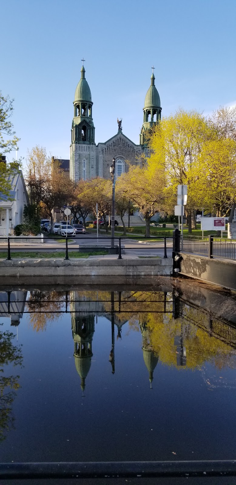 Paroisse Saints-Anges | 1400 Boulevard Saint-Joseph, Lachine, QC H8S 2M8, Canada | Phone: (514) 637-8345