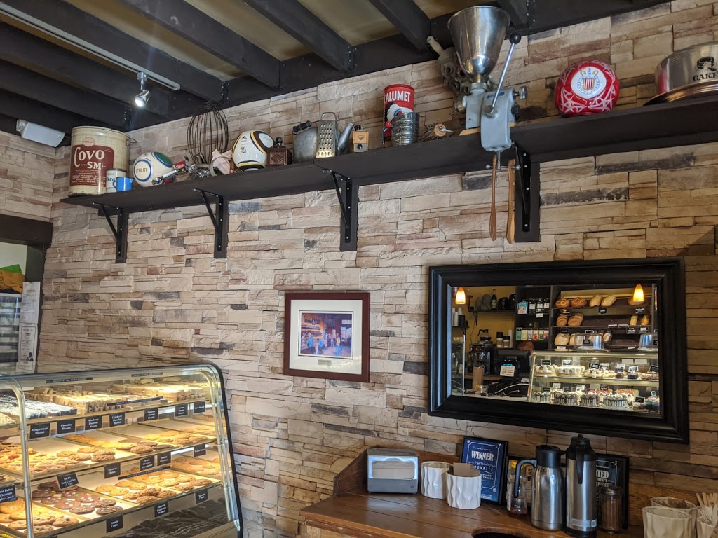 Fratelli Bakery | 459 E Columbia St, New Westminster, BC V3L 3X5, Canada | Phone: (604) 777-2524