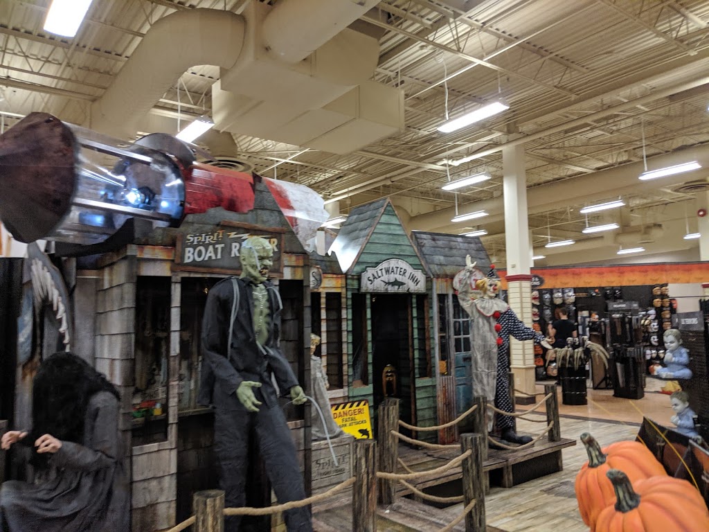 Spirit Halloween | 777 Guelph Line, Burlington, ON L7R 3N2, Canada | Phone: (866) 586-0155
