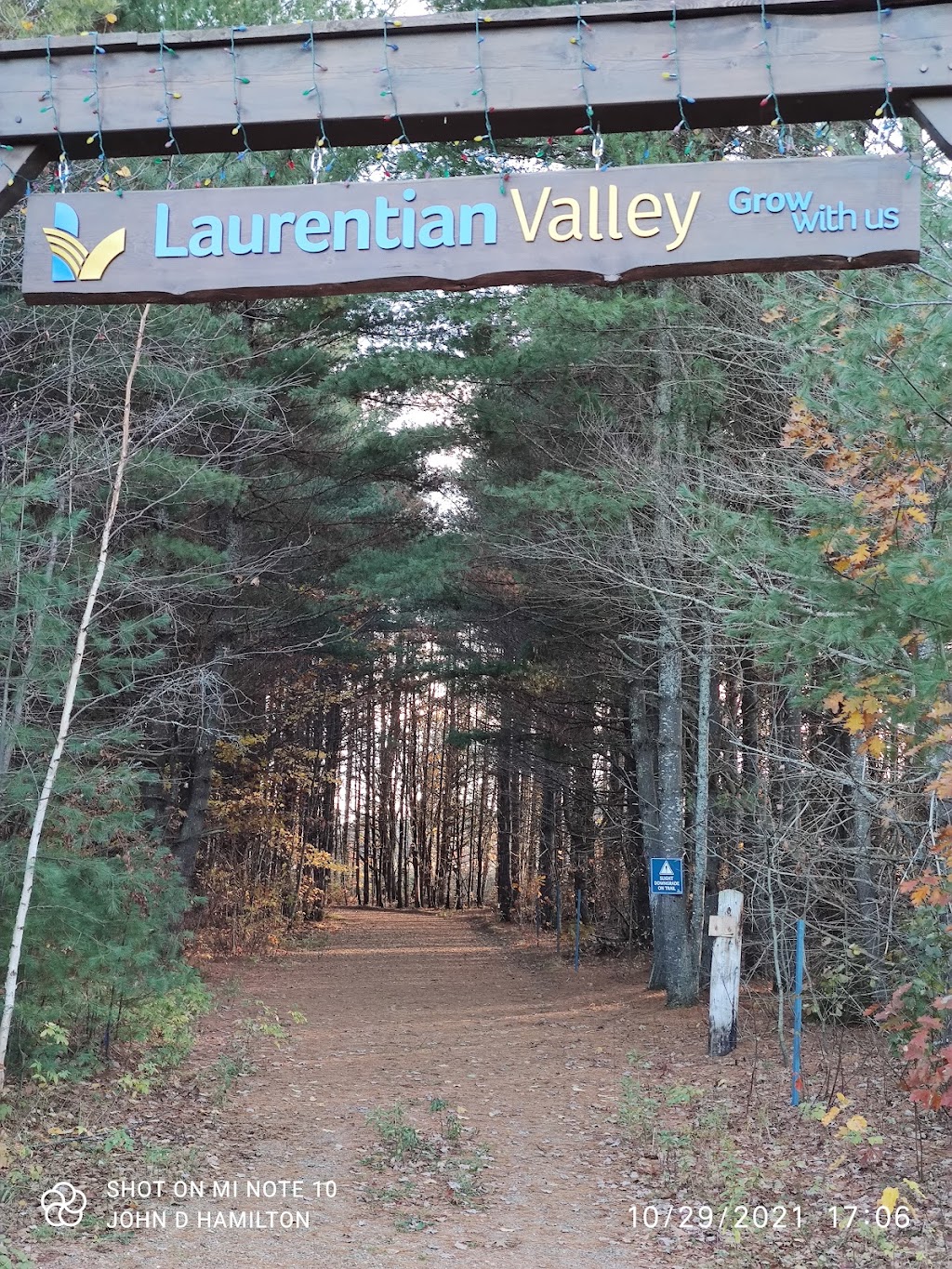 LV Four Seasons Trail | 2 Henan Rd, Pembroke, ON K8A 6W8, Canada | Phone: (613) 735-6291