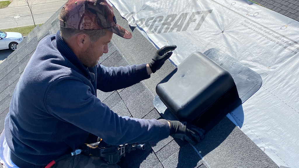 EZ Roof Repair | roofing contractor | 3101 Tuscarora Manor NW, Calgary, AB T3L 2J9, Canada | 4034047610 OR +1 403-404-7610