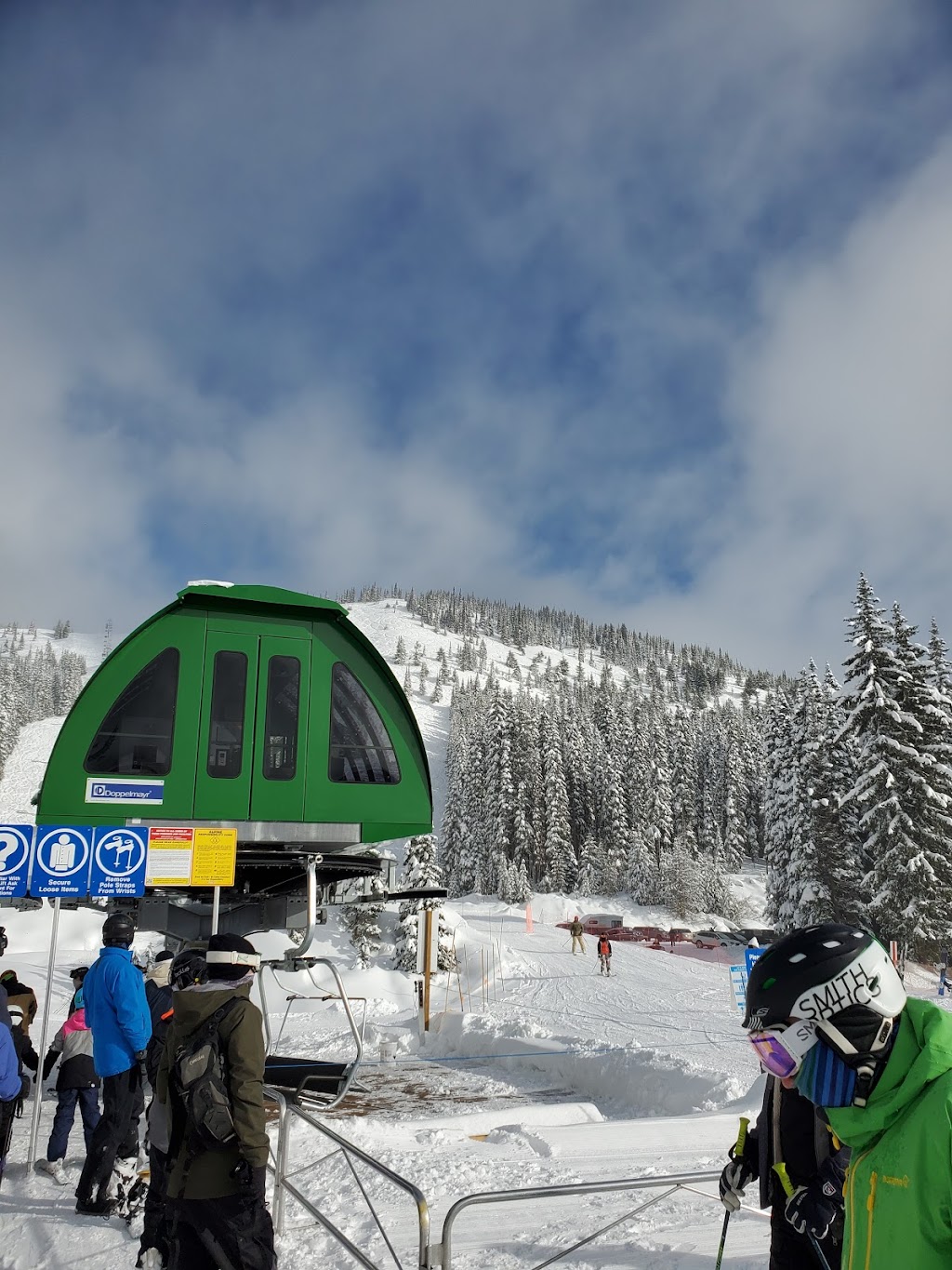 Manning Park Ski Area | point of interest | Gibson Pass Rd, Manning Park, BC V0X 1R0, Canada | 8003303321 OR +1 800-330-3321