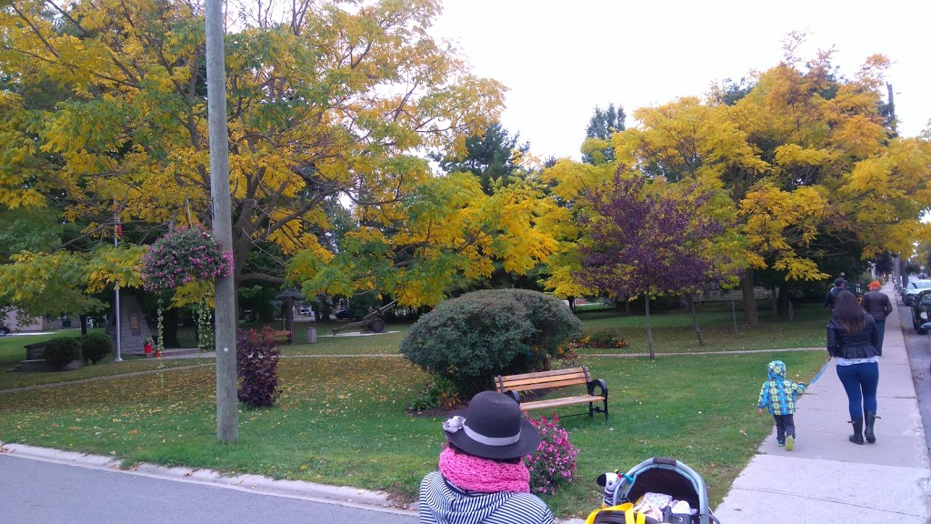 Ken Steele Park | 1195 Ogilvie Rd, Ottawa, ON K1J 1J9, Canada | Phone: (613) 580-2400