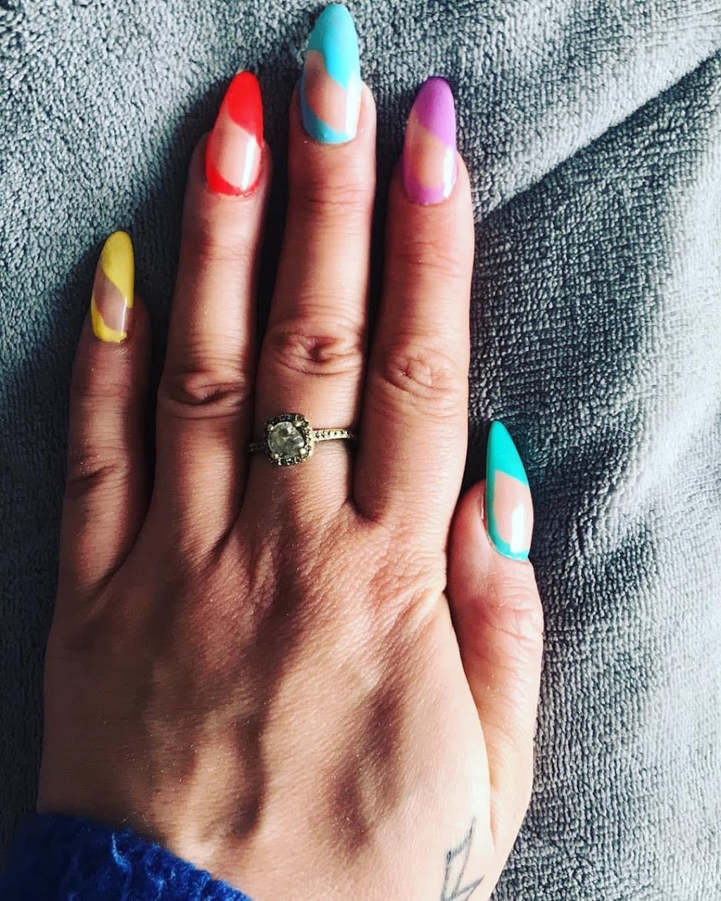 LettyVNailZ | 235 Thames St N, Ingersoll, ON N5C 3E3, Canada | Phone: (226) 778-3912