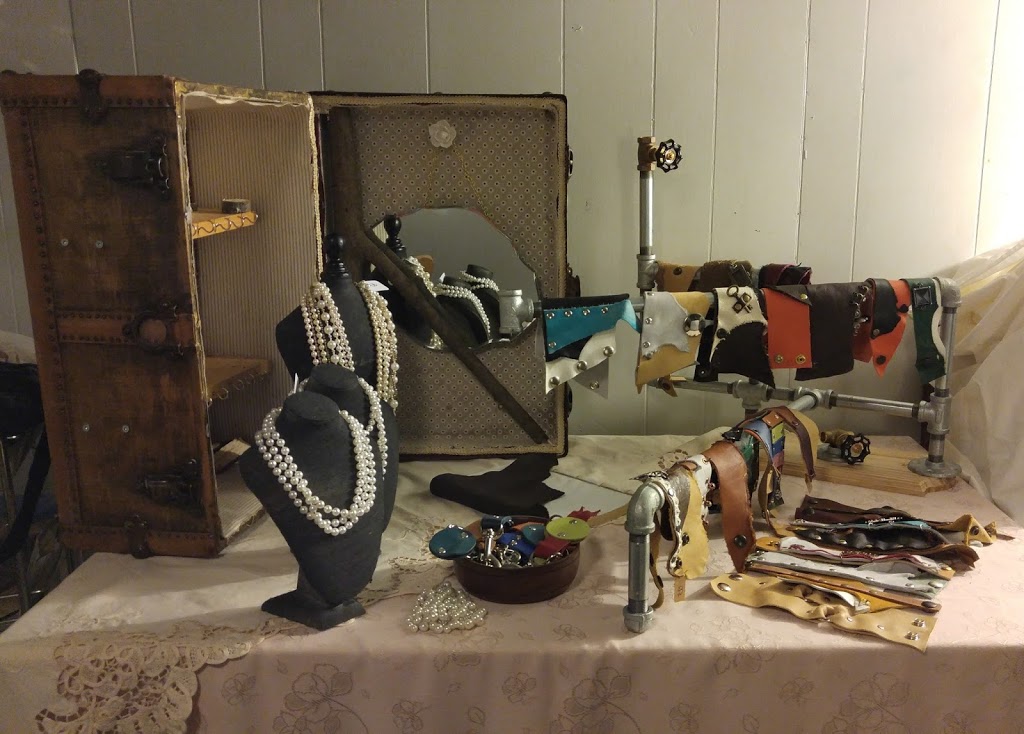 Zingara Chavi Leather and Vintage | Stinson St & Victoria Ave S, Hamilton, ON L8N 1W3, Canada | Phone: (905) 906-9435