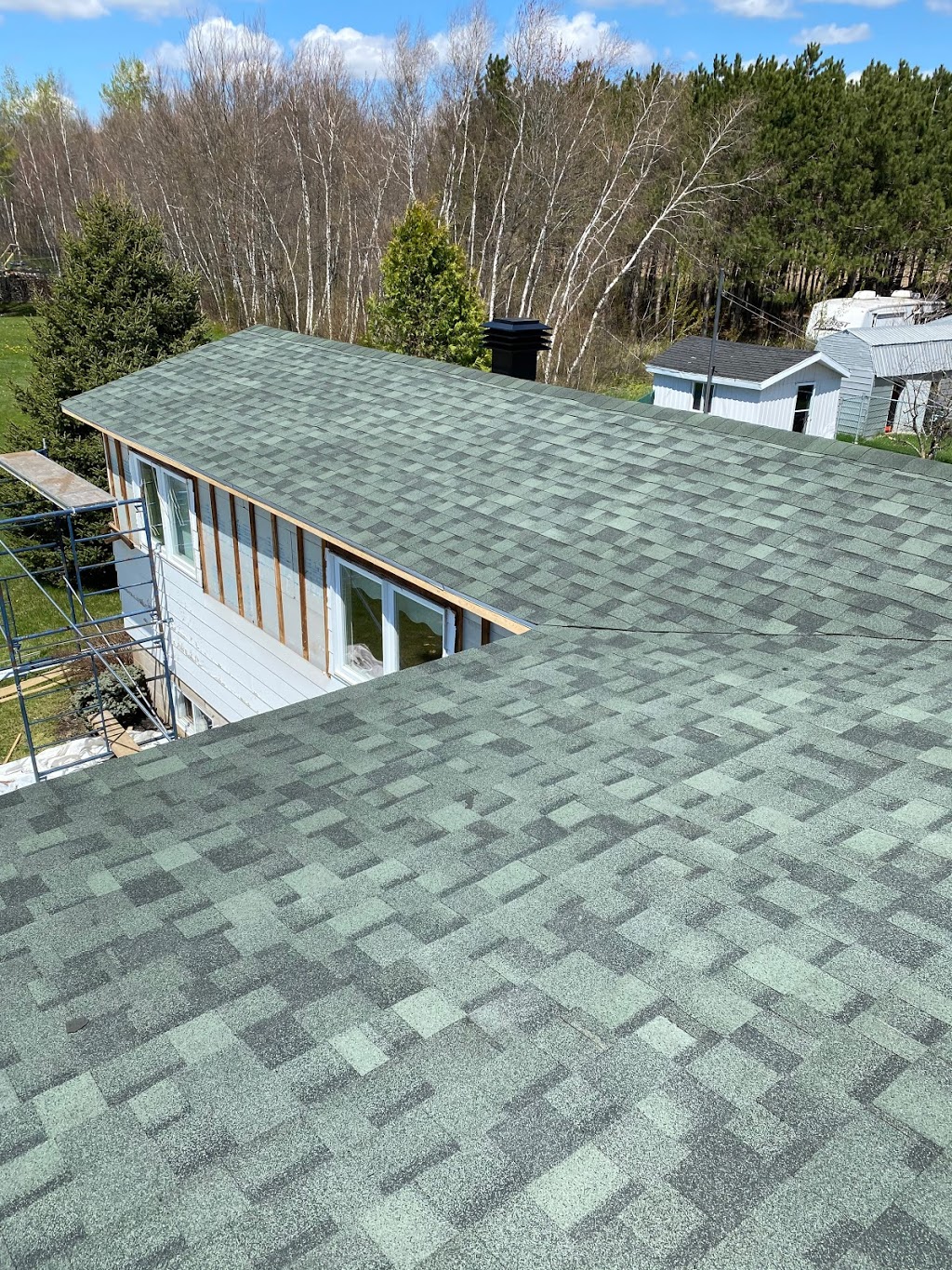 Toiture 2G inc. | 610 Rang Marigot, Saint-Apollinaire, QC G0S 2E0, Canada | Phone: (418) 520-1670