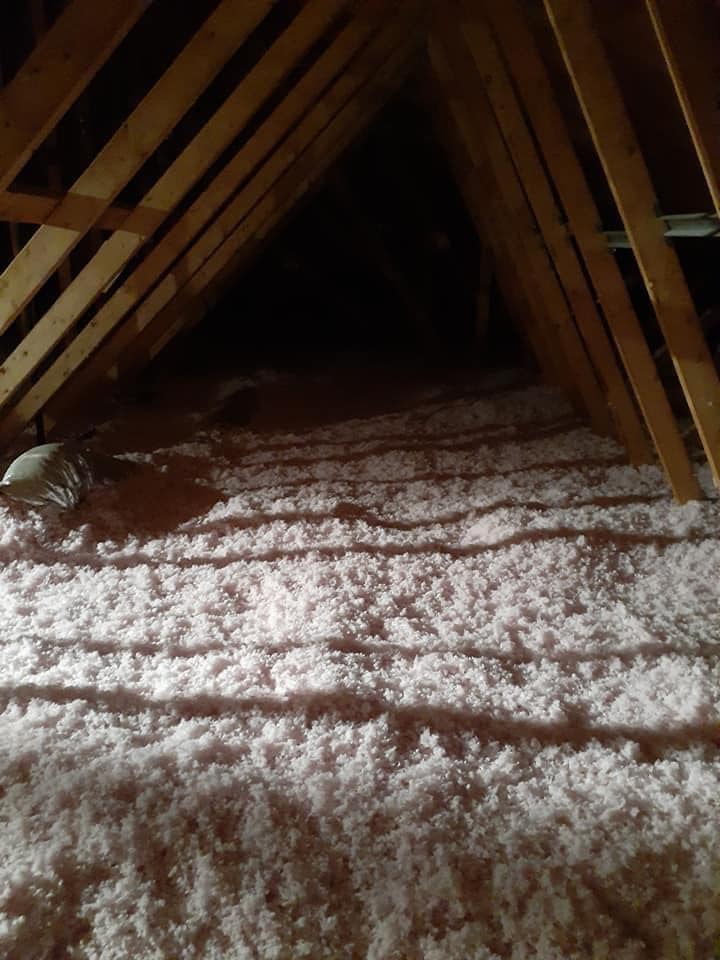 Calgary Spray Foam Pros | 199 Dalhurst Way NW Site H, Calgary, AB T3A 1P1, Canada | Phone: (587) 317-5670