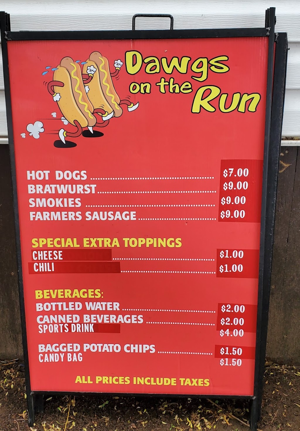 Dawgs on the Run - Fernie | 1759 Dicken Rd, Fernie, BC V0B 1M5, Canada | Phone: (780) 914-0650