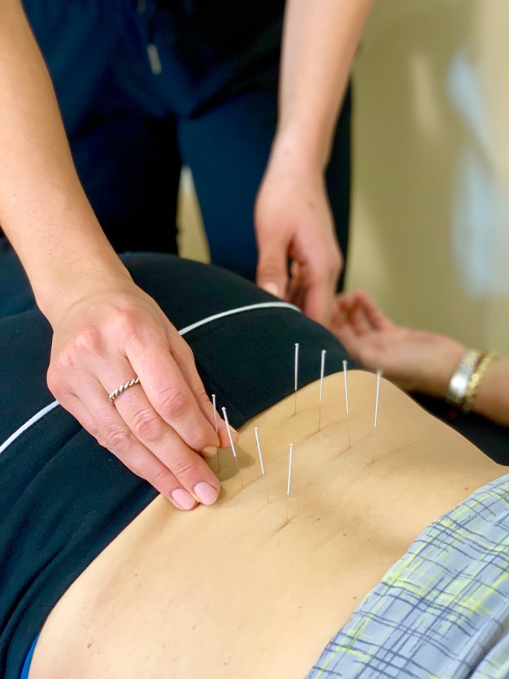 Dr. Amanda Scione Chiropractic | 821 Golf Links Rd, Ancaster, ON L9K 1L5, Canada