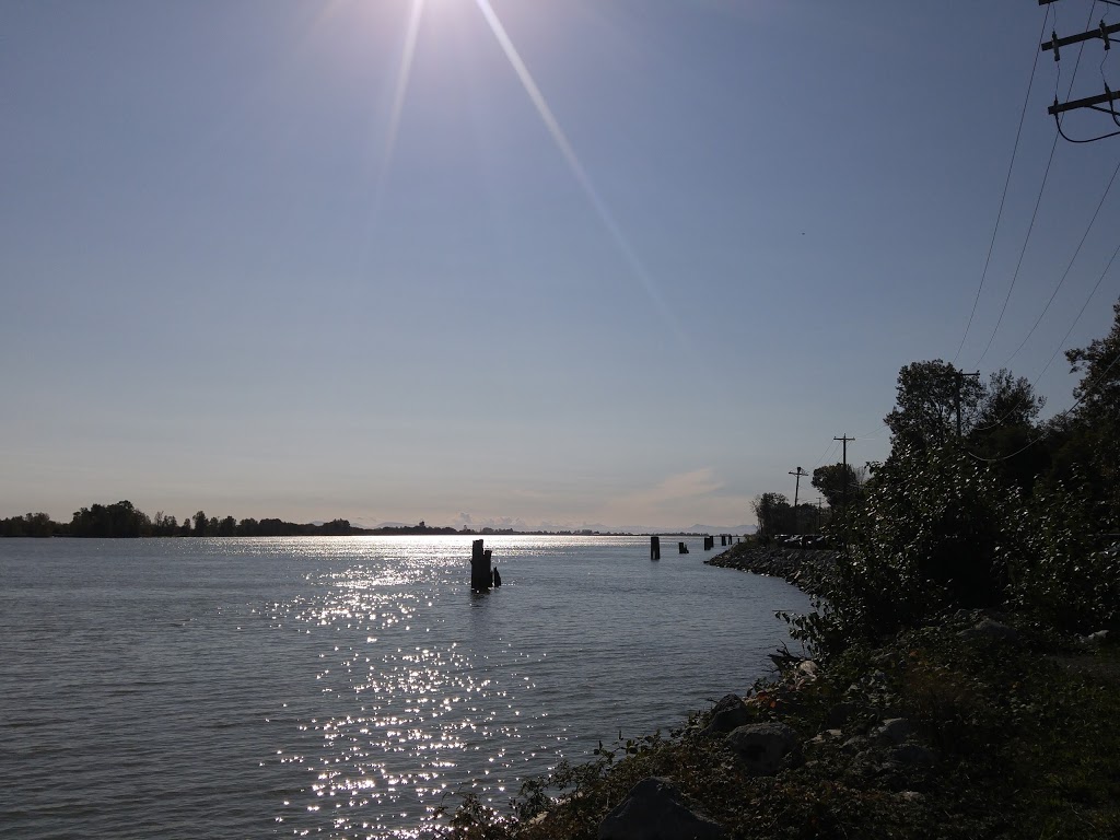 Woodward’s Landing | 11551 Dyke Rd, Richmond, BC V7A 4X8, Canada | Phone: (604) 241-1557