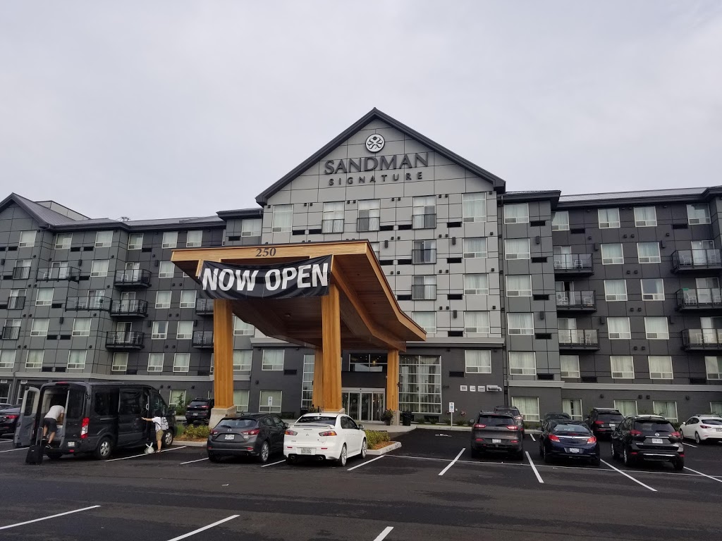 Sandman Signature Ottawa Airport Hotel 250 W Hunt Club Rd Ottawa