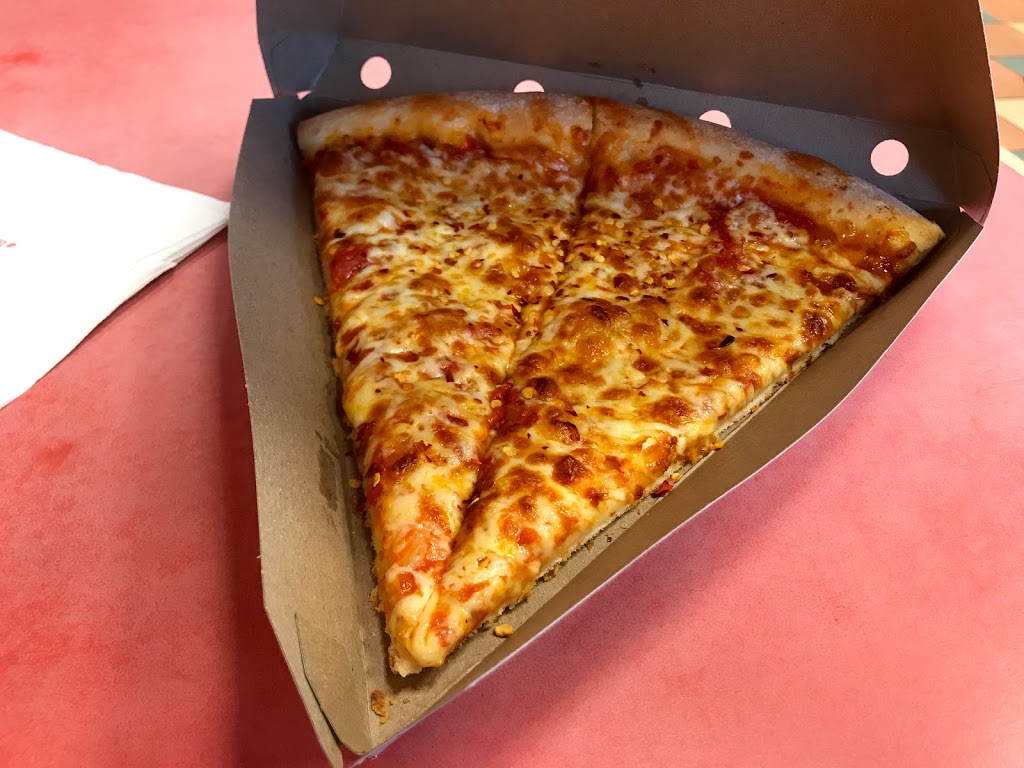 Pizza Nova | 400 Steeles Ave E, Brampton, ON L6W 3R2, Canada | Phone: (416) 439-0000