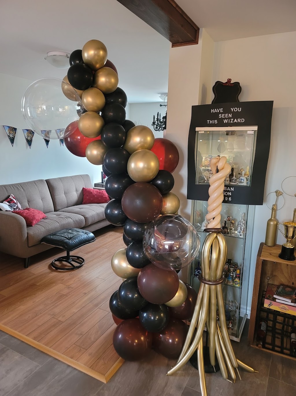 At the Little Clown Balloons | 121 Rue Alexandre, Salaberry-de-Valleyfield, QC J6S 3K3, Canada | Phone: (450) 377-3636