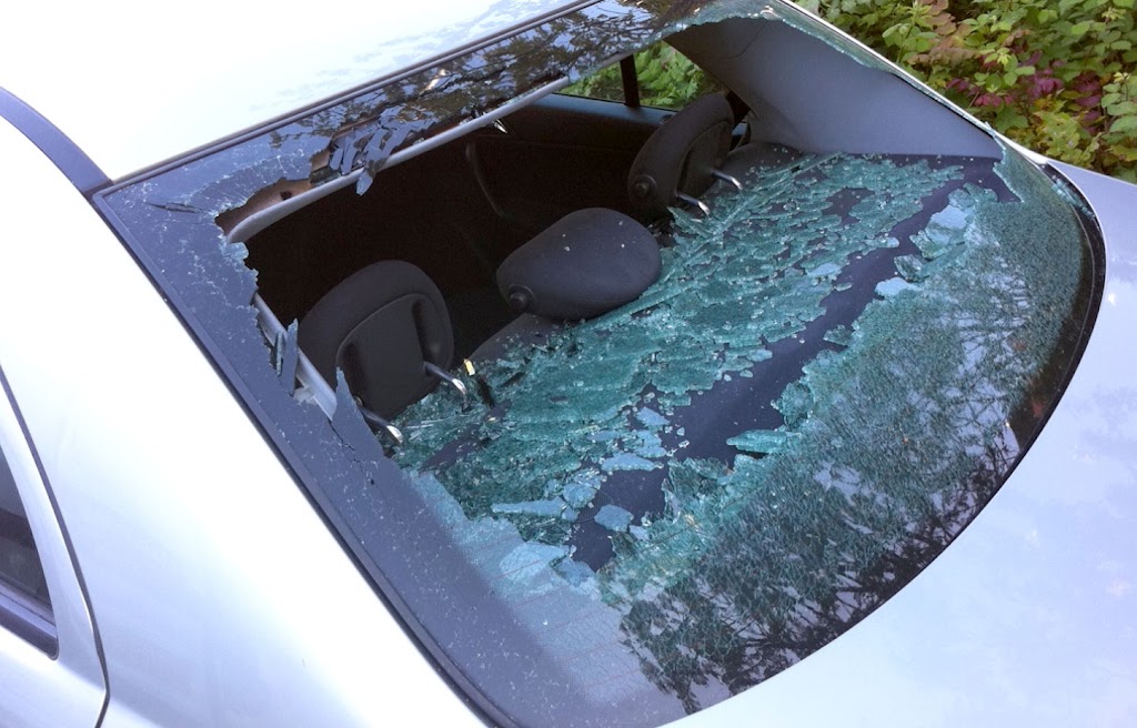 Speers Auto Glass of Oakville | 105 Allan St #604, Oakville, ON L6J 3N2, Canada | Phone: (905) 338-7450