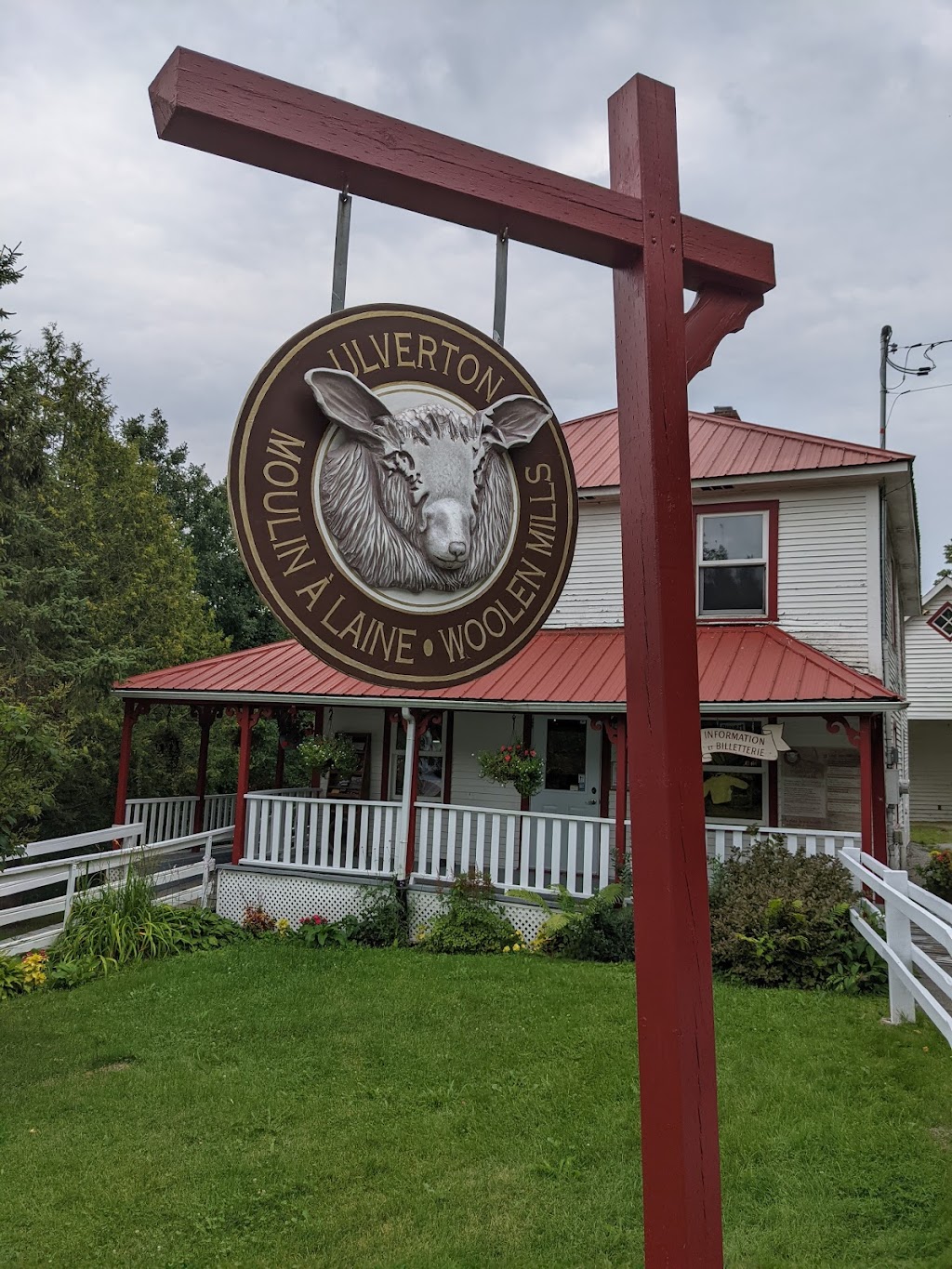 Moulin A Laine DUlverton | 210 Chem. Porter, Ulverton, QC J0B 2B0, Canada | Phone: (819) 826-3157
