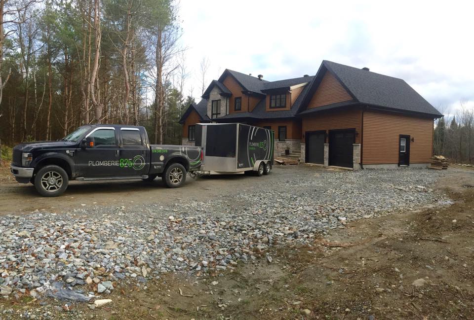 Plomberie 825 | 1401 Rue Saint-Paul, Farnham, QC J2N 2L2, Canada | Phone: (450) 293-6030