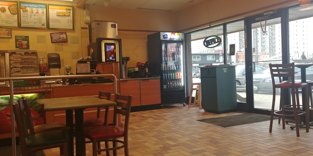 Subway | 20-1128 Henderson Hwy Kildonan Village Shopping Centre, Winnipeg, MB R2G 1L3, Canada | Phone: (204) 339-5452