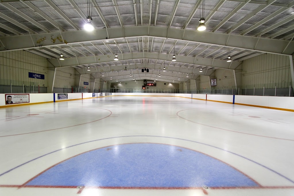 Aldershot Arena | Kiwanis Park, 494 Townsend Ave, Burlington, ON L7T 2B3, Canada | Phone: (905) 637-3555