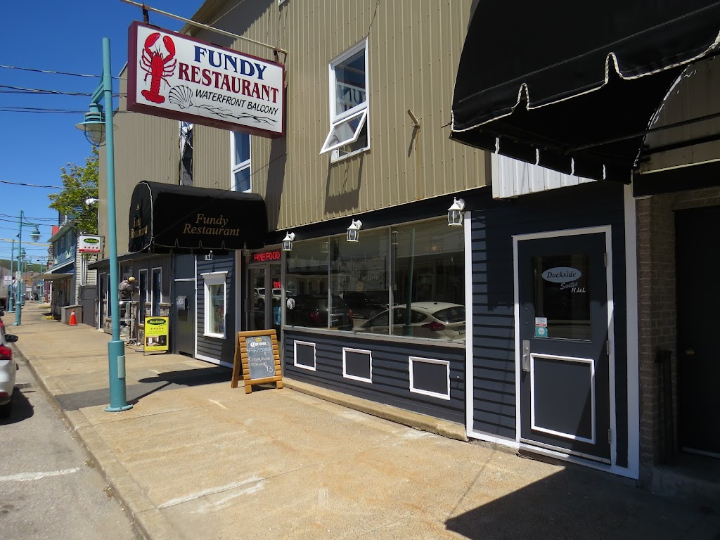 Dockside Suites & Fundy Restaurant | 34 Water St, Digby, NS B0V 1A0, Canada | Phone: (902) 245-4950
