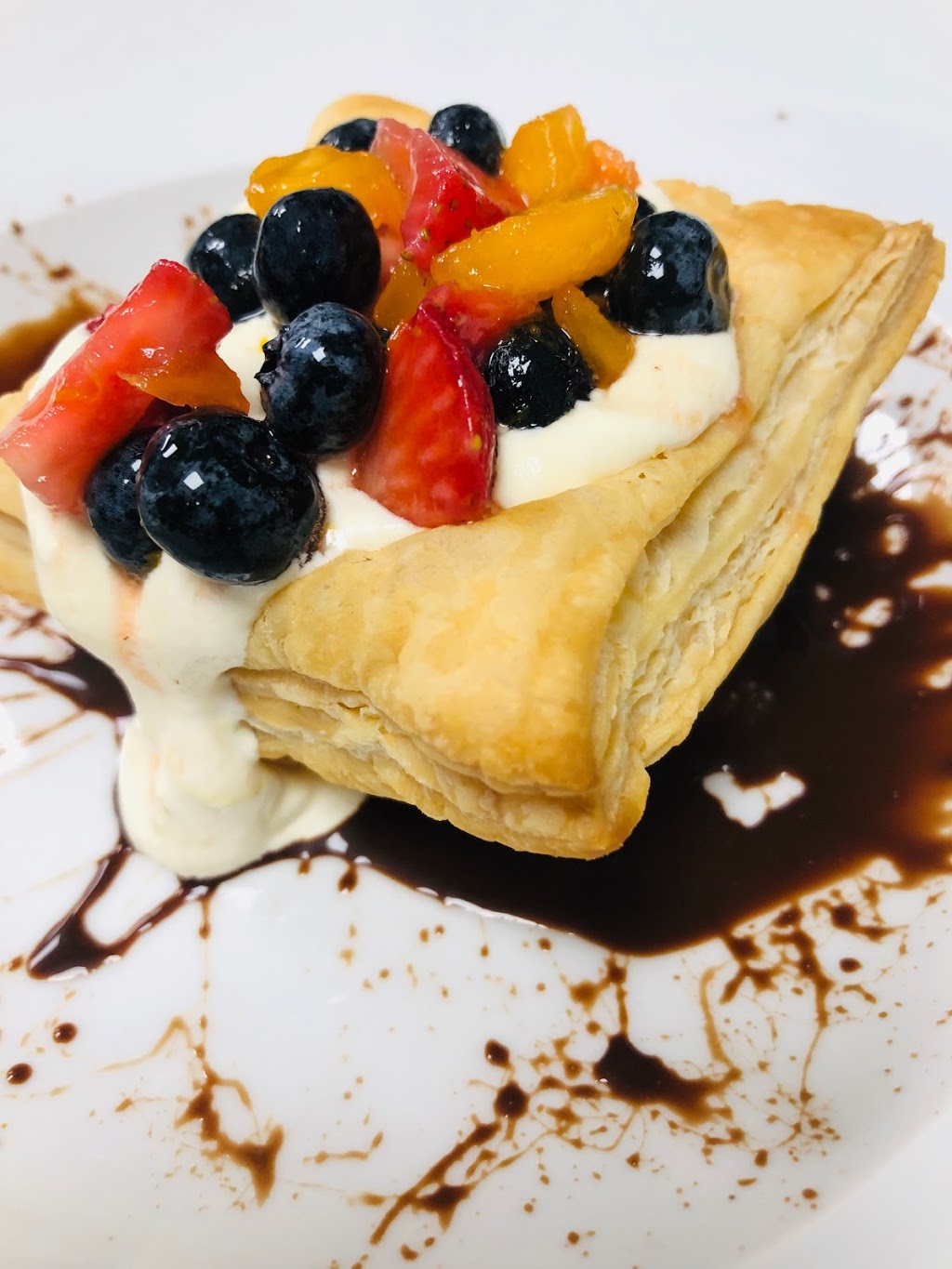 Bistro Chef Annie | 111 Rue Châteauguay, Huntingdon, QC J6T 2E9, Canada | Phone: (514) 812-7201
