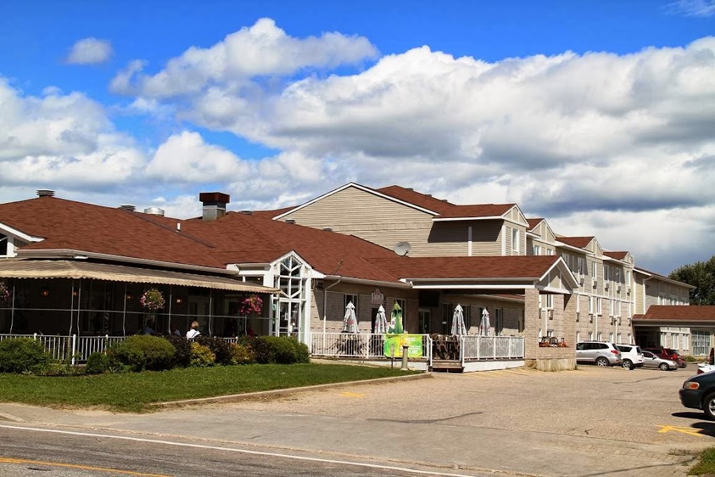 Auberge Du Draveur | 85, rue Principale Nord, Rte 105, Maniwaki, QC J9E 2B5, Canada | Phone: (819) 449-7022