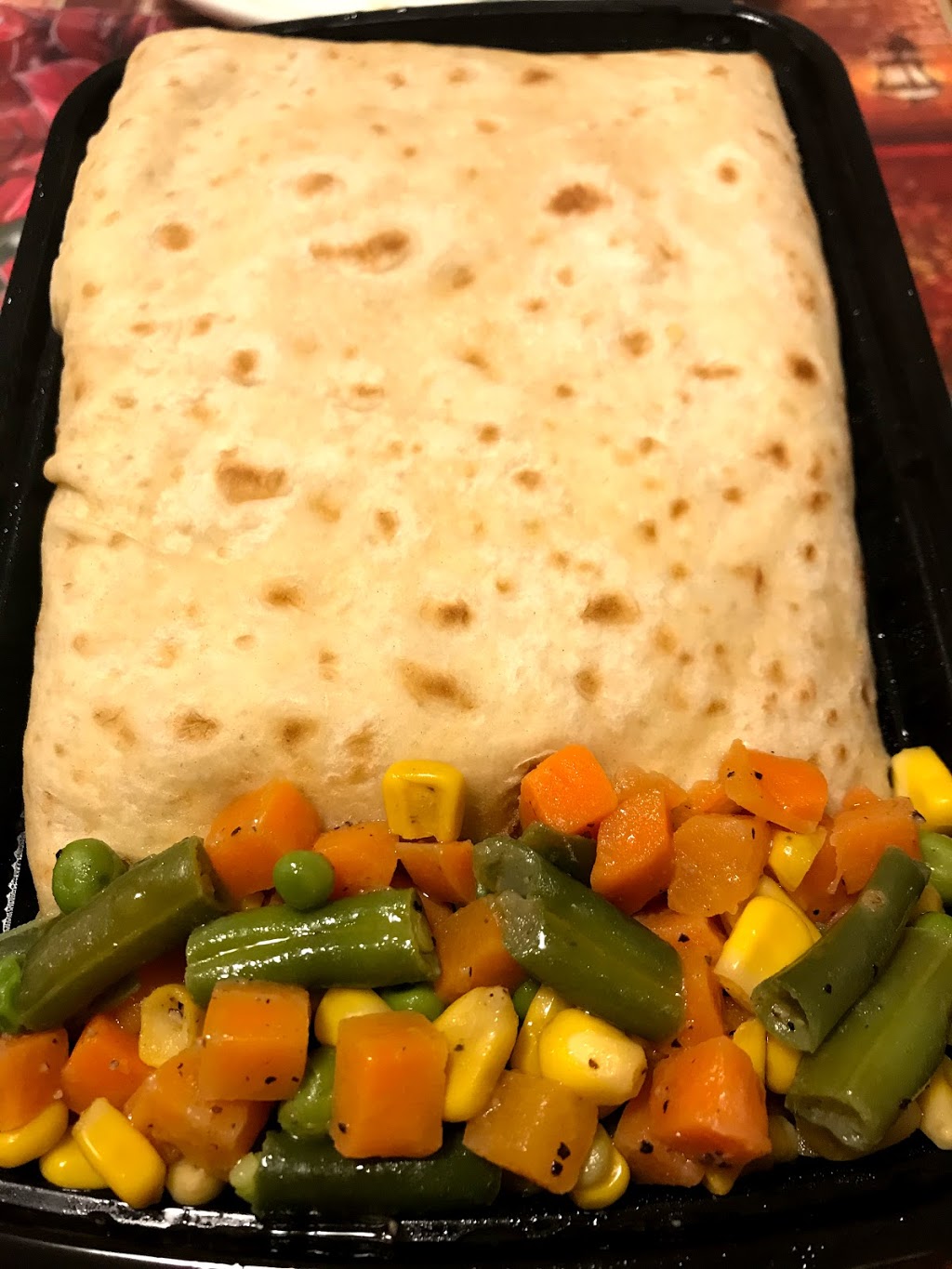 SunRise Caribbean Restaurant | 17915 Leslie St #8, Newmarket, ON L3Y 3E3, Canada | Phone: (905) 235-7600